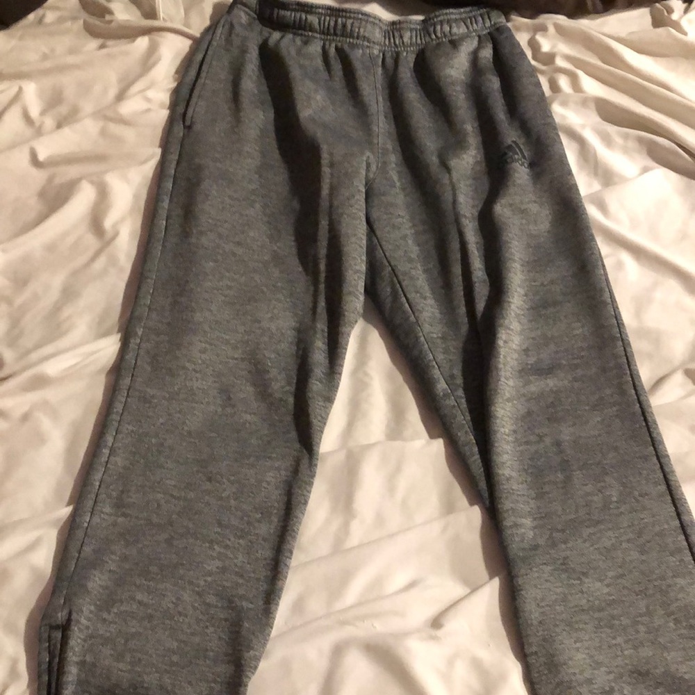 Men’s medium adidas joggers